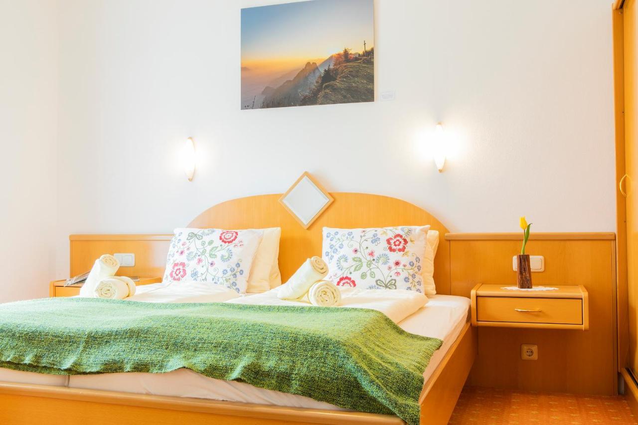 Garni Weberhausl 3* Strobl
