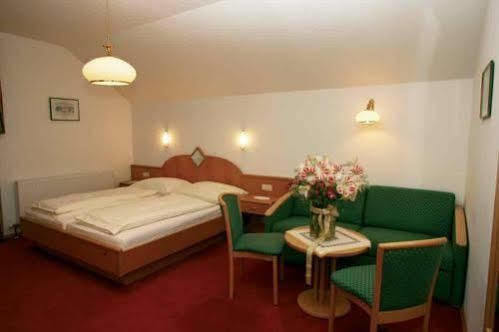 Pensjonat Garni Weberhausl 3*